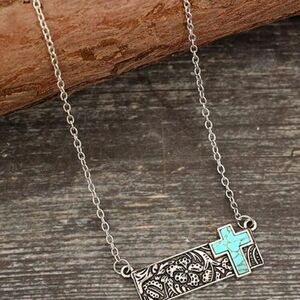 Vintage‎ Inspired Silver& Turquoise Cross Pendant Boho Western Necklace